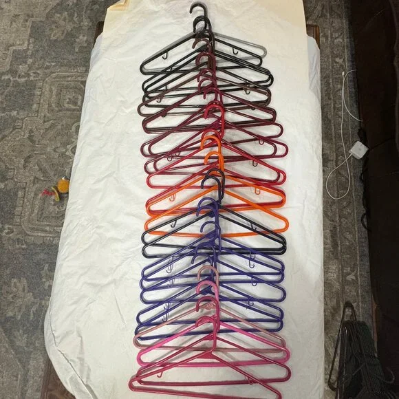 LOT of 46 Multicolor Neon Green Plastic Hangers Vintage Tubular Thick Standard - Picture 7 of 10